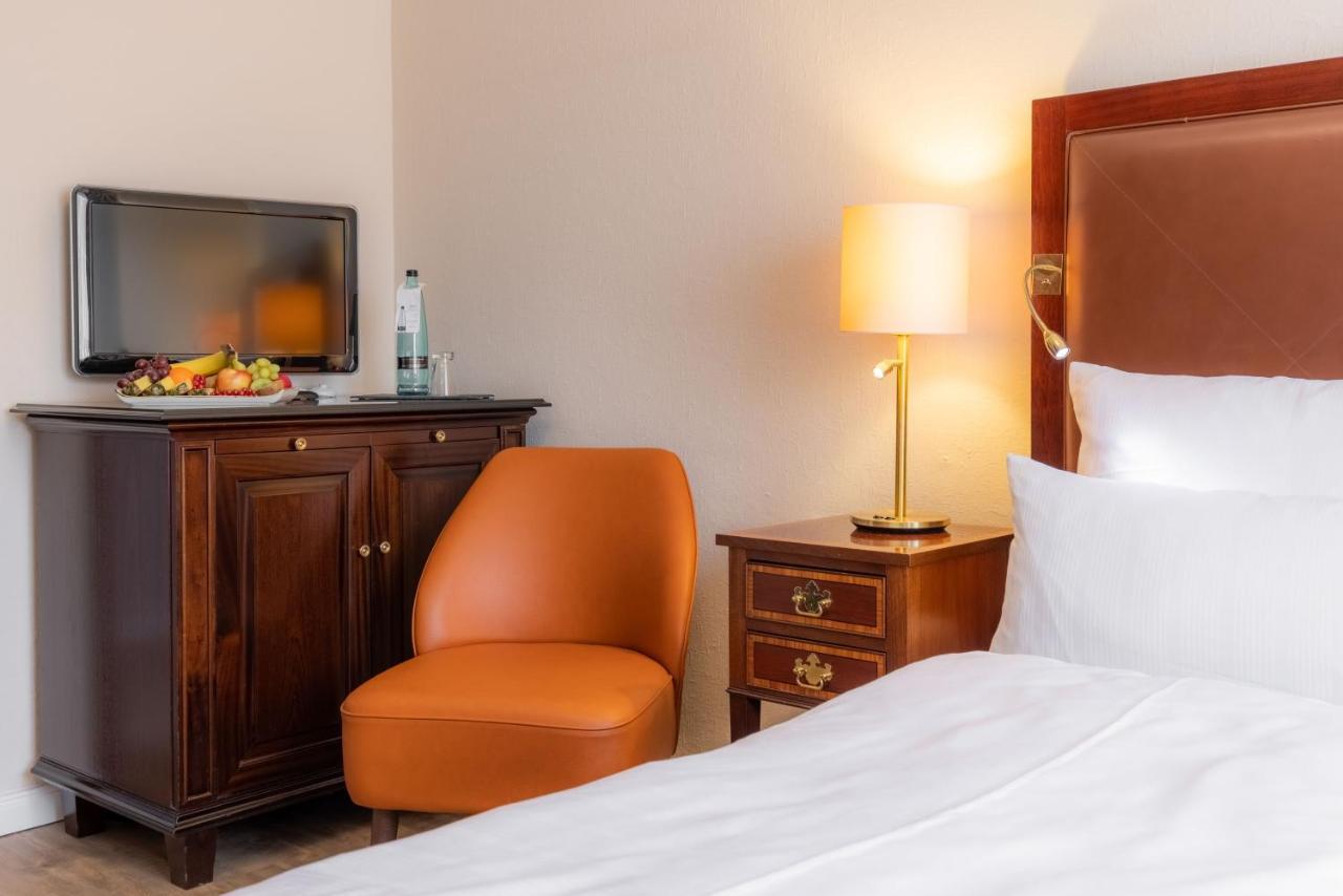 Standard Room,1211860522:JPEG