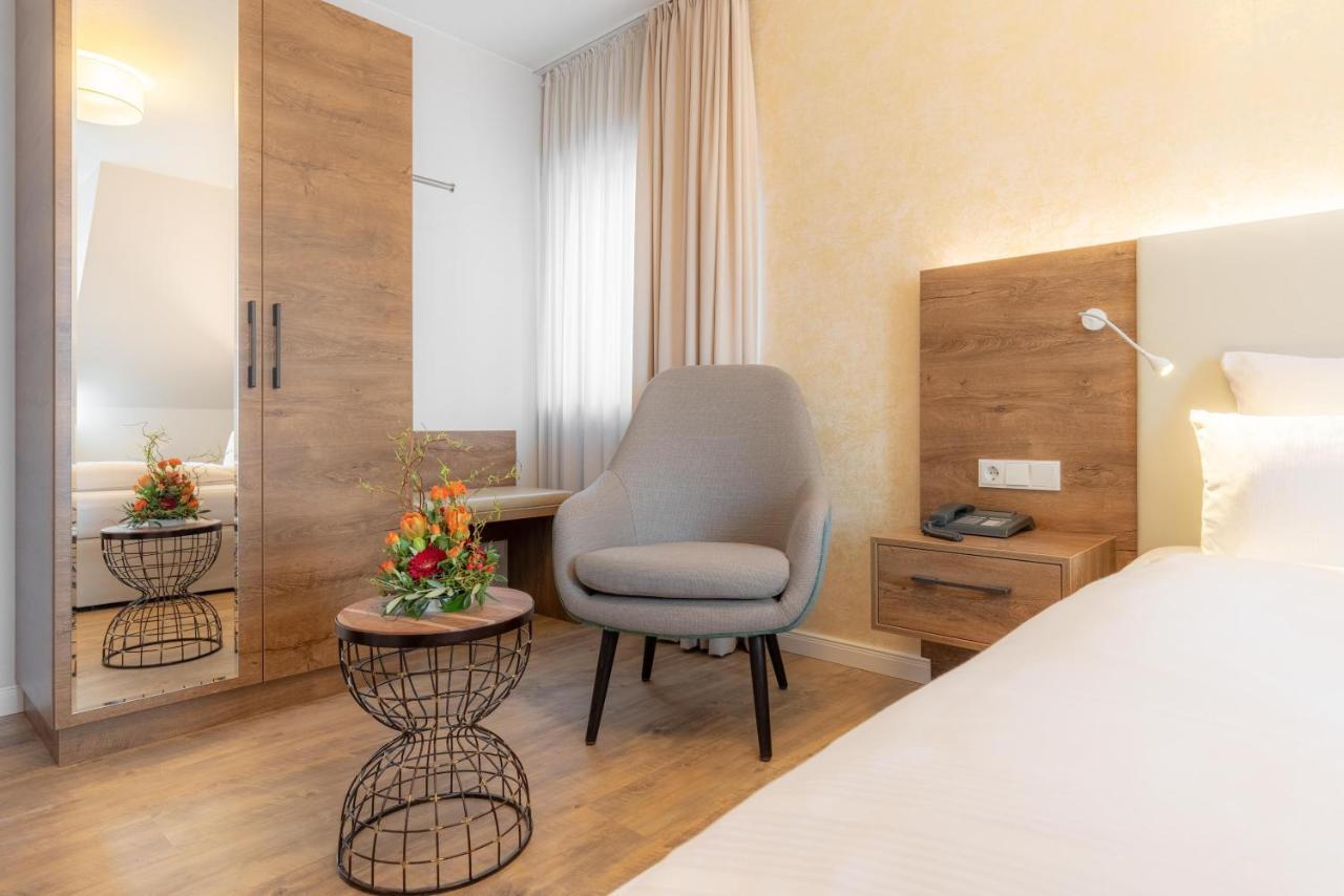 Classic Room,1211859979:JPEG